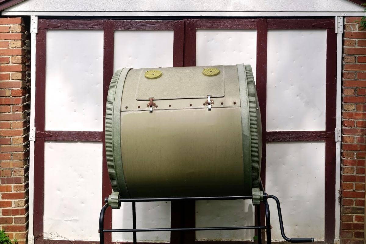Where to Place a Compost Tumbler