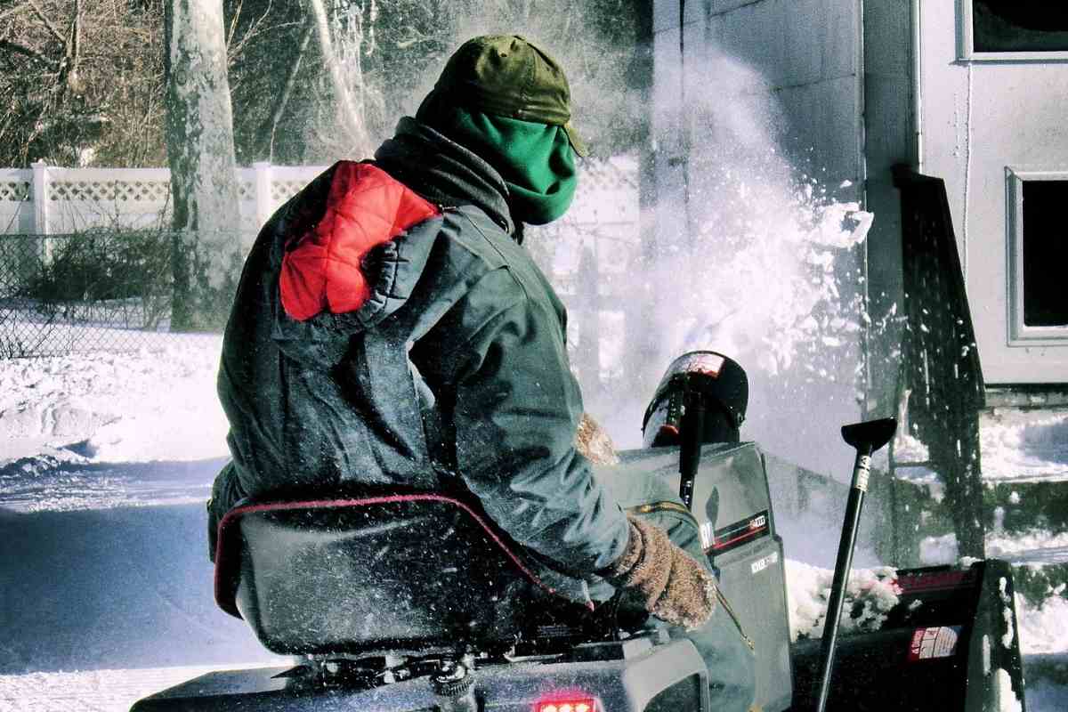 7 Best Lawn Tractor Snow Ploughs