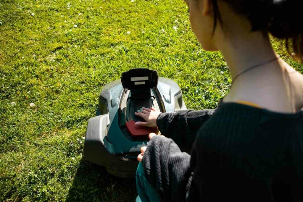 Robotic Lawn Mowers