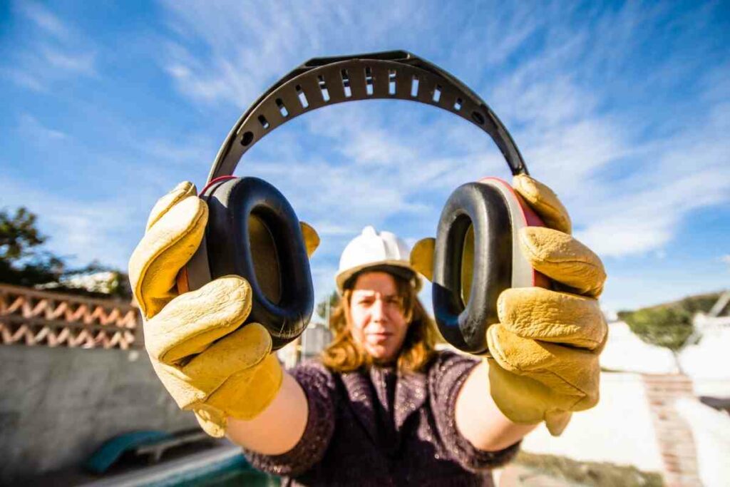 Best gardening ear defenders buying guide