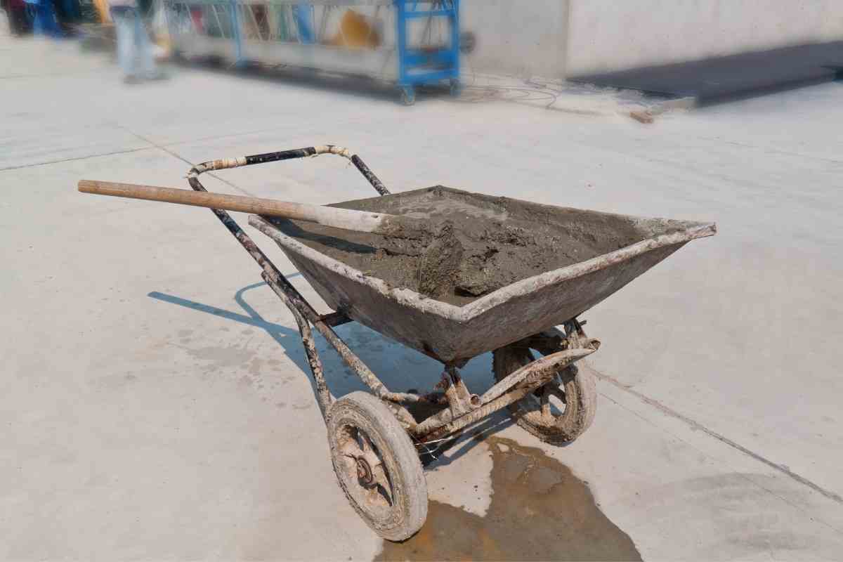 Best Wheelbarrows For Concrete